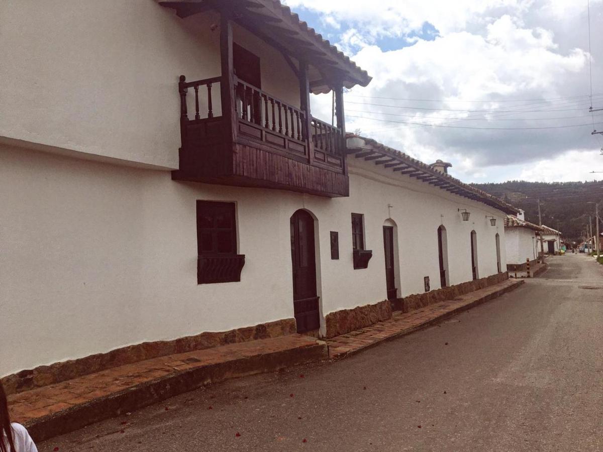 Hotel Casa Dante, desde 1792! Tibasosa Exterior foto